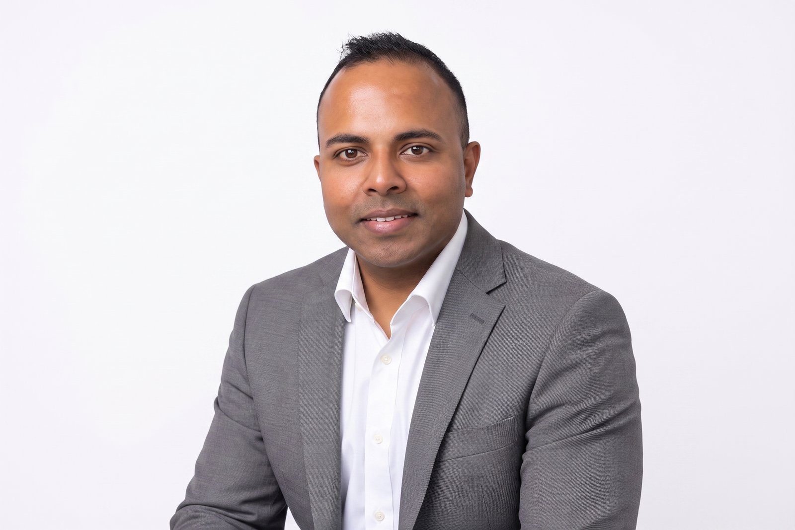 Dinuka Fernando